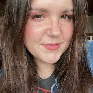 Meet your Posher, Marissa